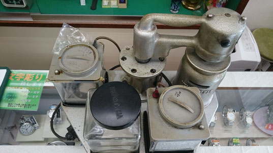 時計部品用超音波洗浄機の画像